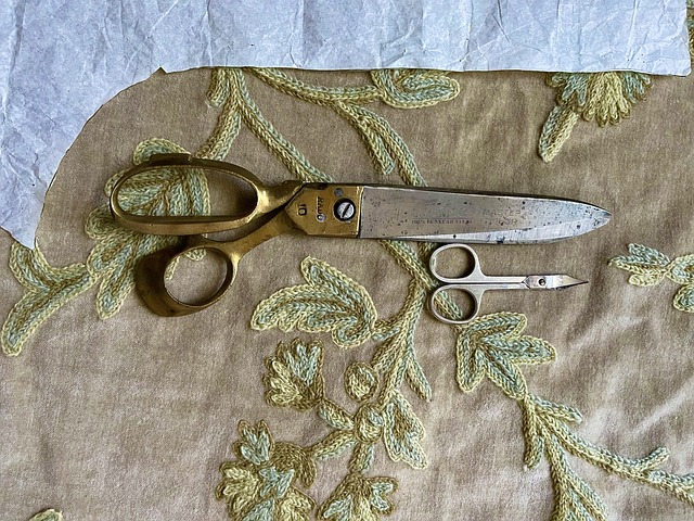 How to Choose the Best Scissors for Quilting